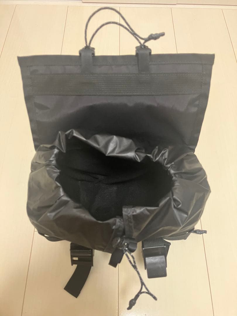 美品　タデクイ　tade qui カニンガムバック　フロントバッグ