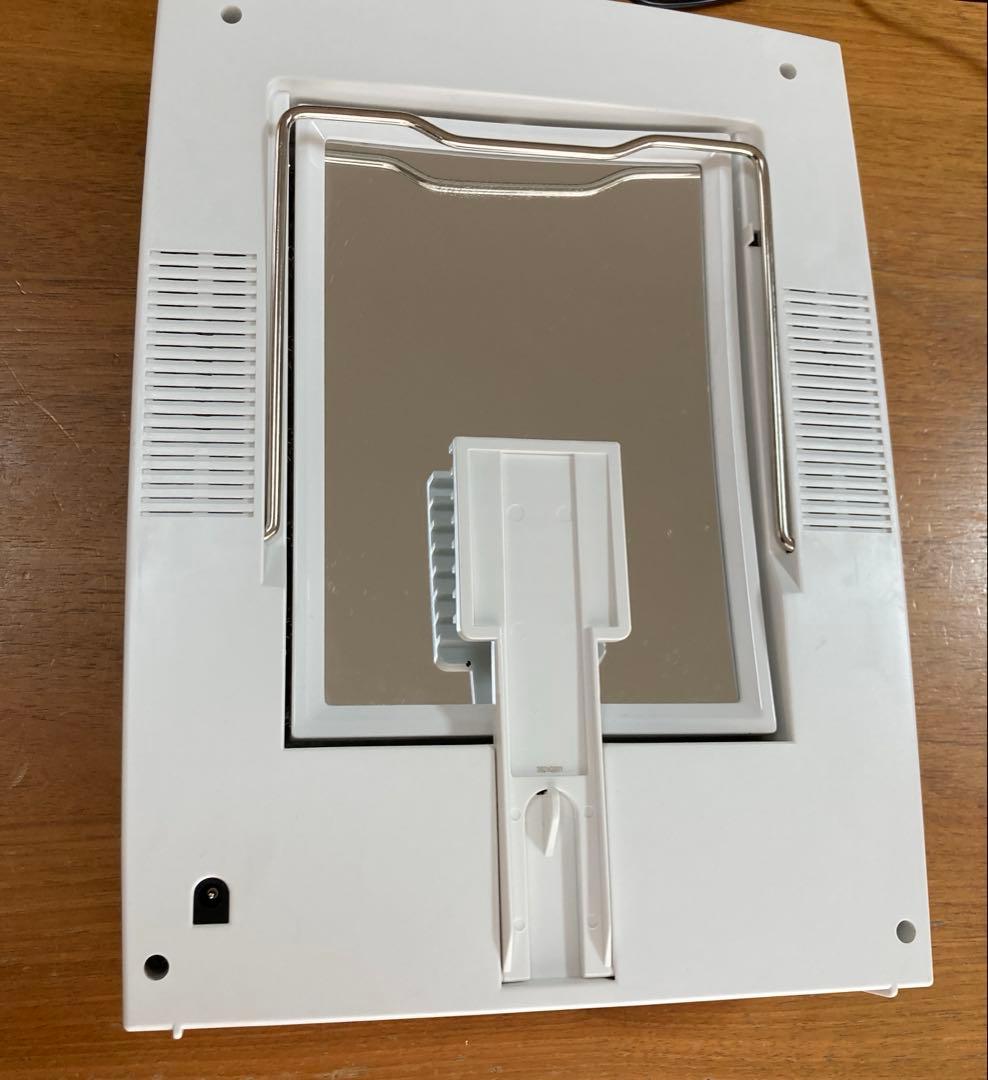 美ルル　ヒカリプラス　LED美顔器