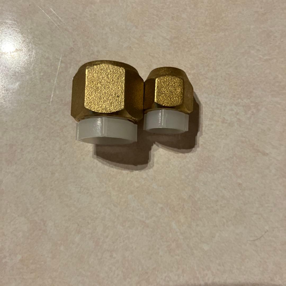 エアコン部材　フレアナット　2分3分　各100セット合計200個キャップ&中蓋付