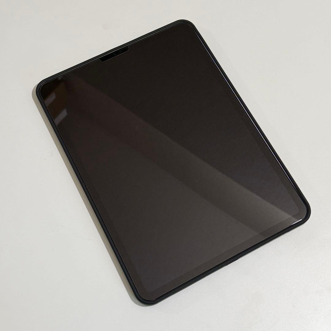 ほぼ未使用 Apple iPad PRO 本体 第3世代 シルバー