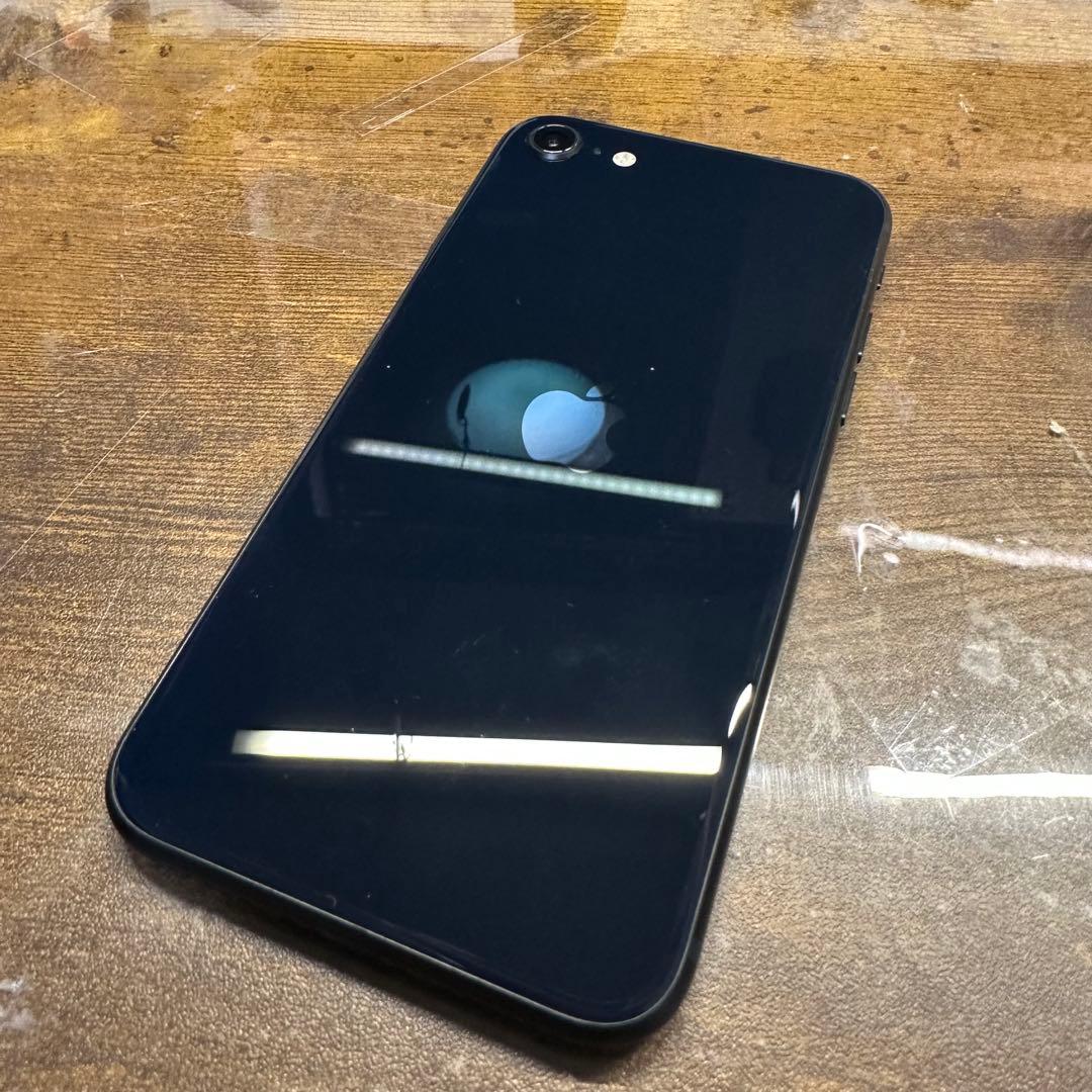 iPhoneSE3 128GB ブラック SIMフリー バッテリー100%