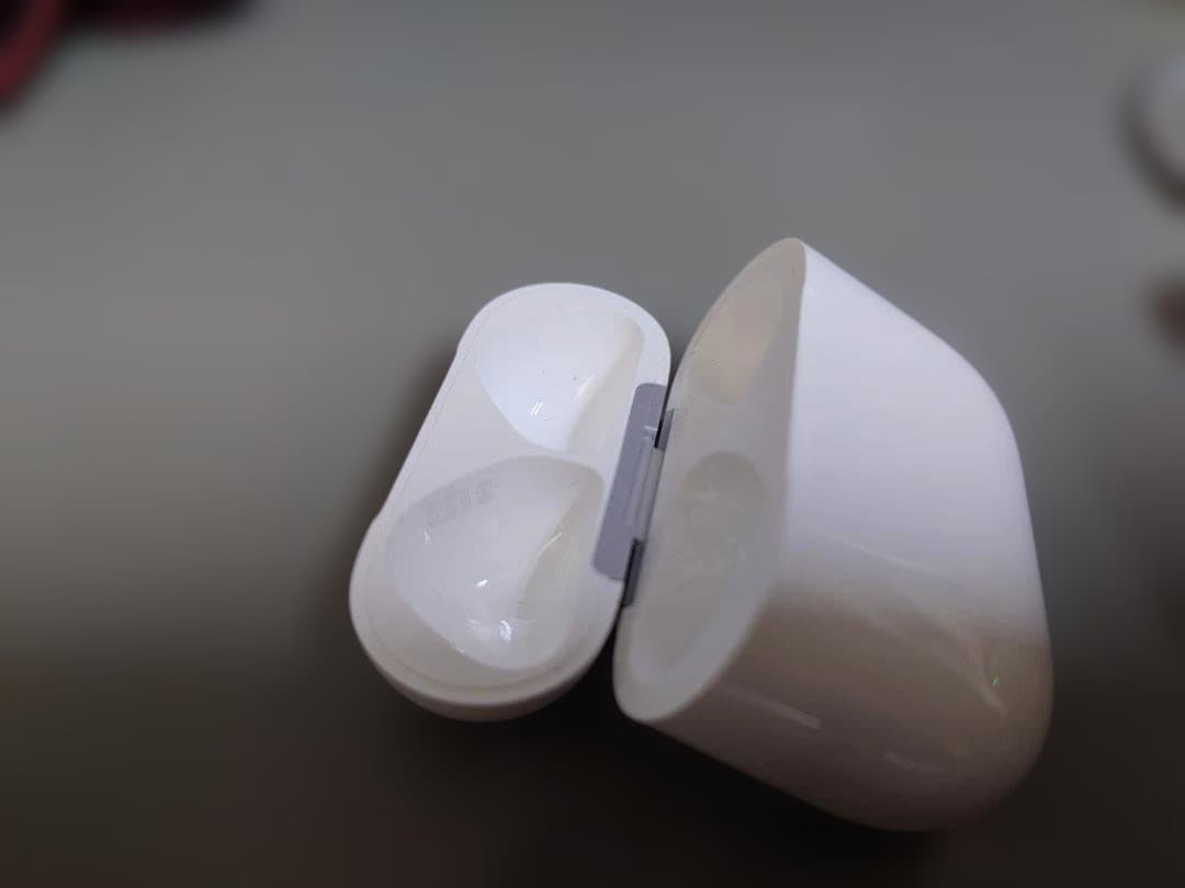 airpods 第4世代 NC&GPSなしモデル 中古美品