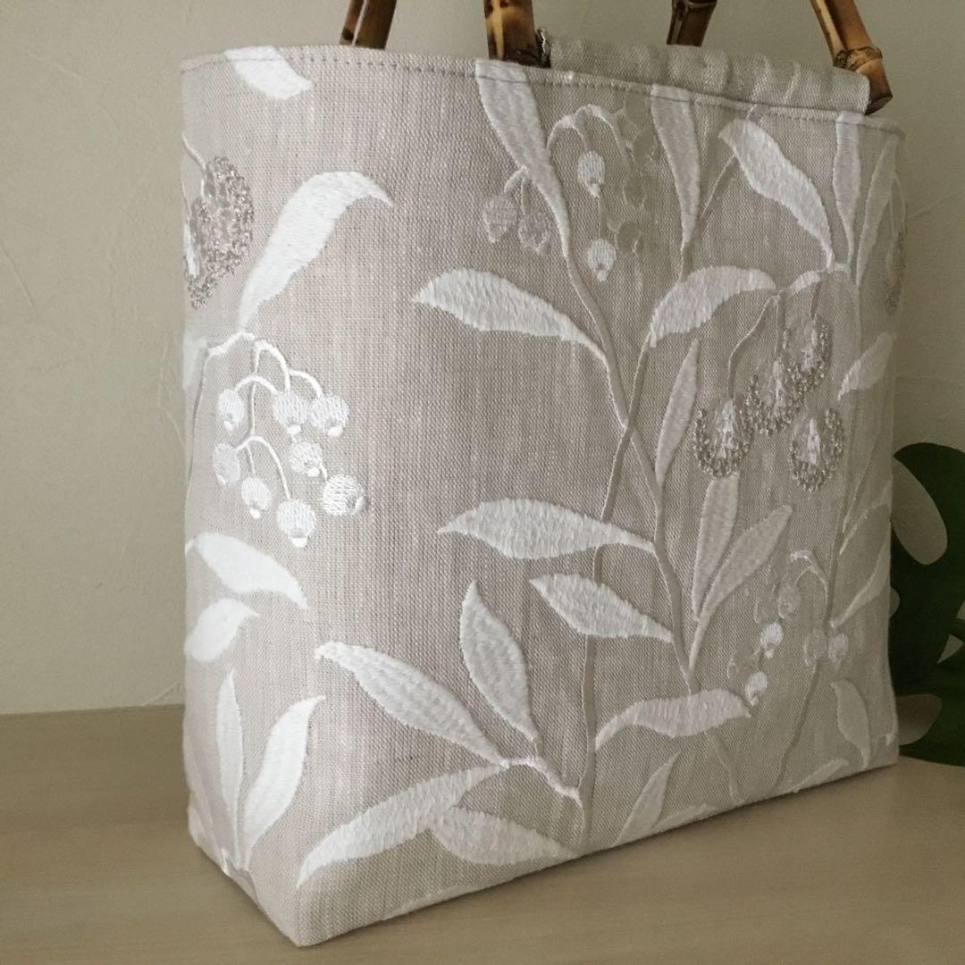 ピュアモリス♣︎Arbutus Embroidery♣︎ハンドメイドバッグ