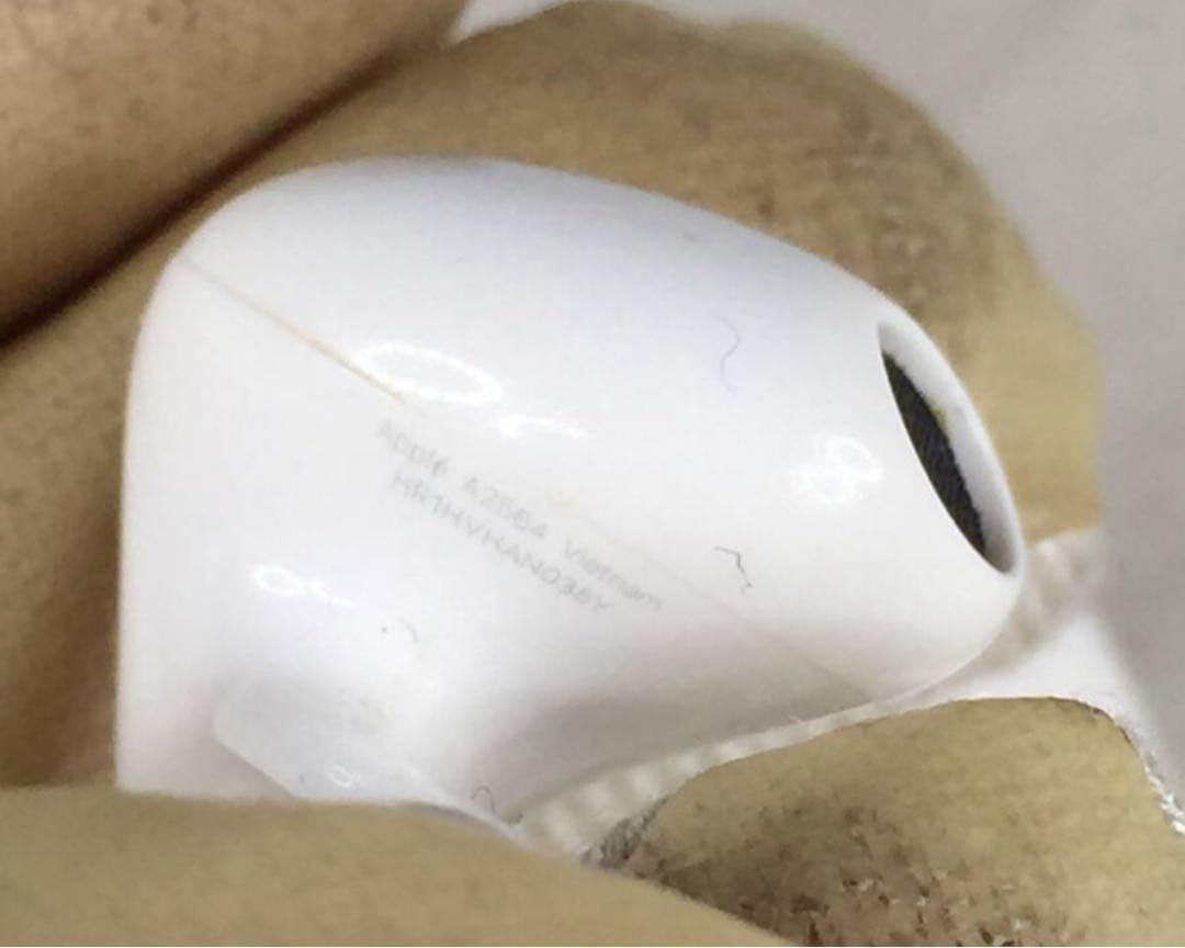 イヤホン Apple AirPods