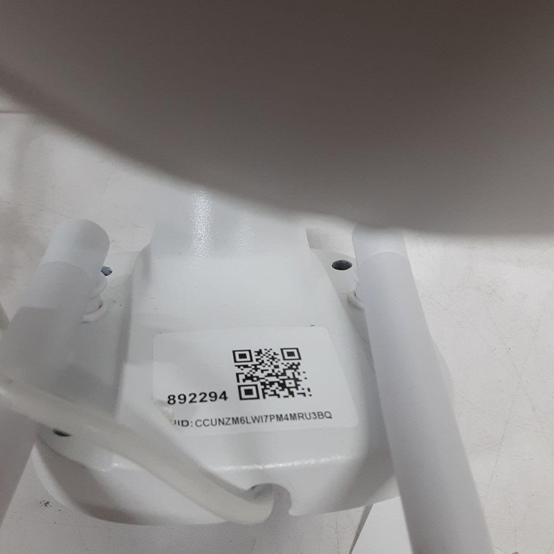 ソーラーパネル付き防犯カメラ　1107-015