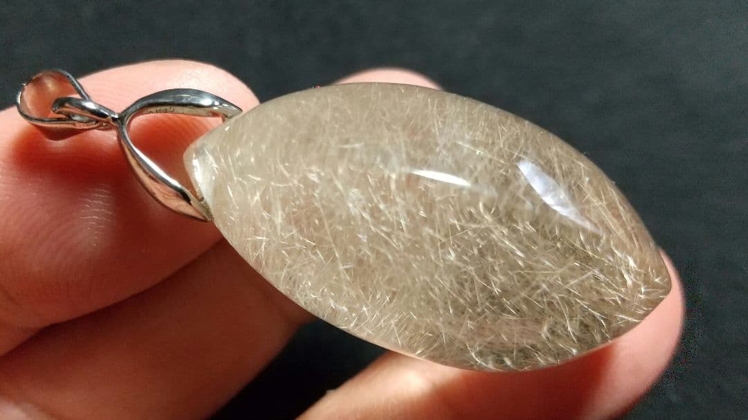 ルチルクォ―ツ ペンダントトップ