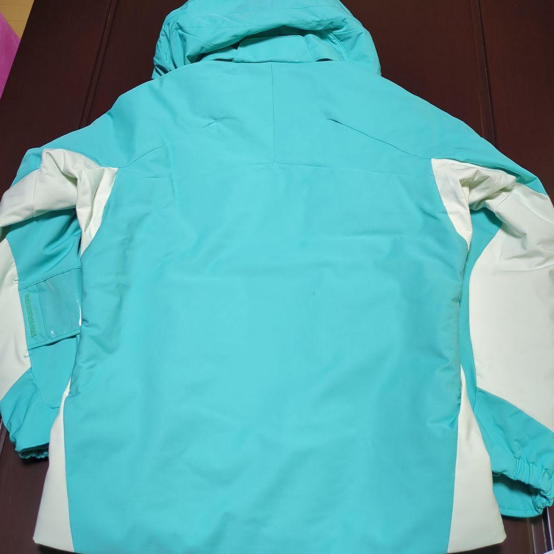 期間限定値下げ 新品未使用 デサント スキーウェア SS　ターコイズホワイト