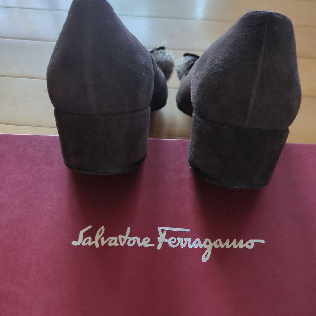 Salvatore Ferragamo ダークブラウン フラットシューズ