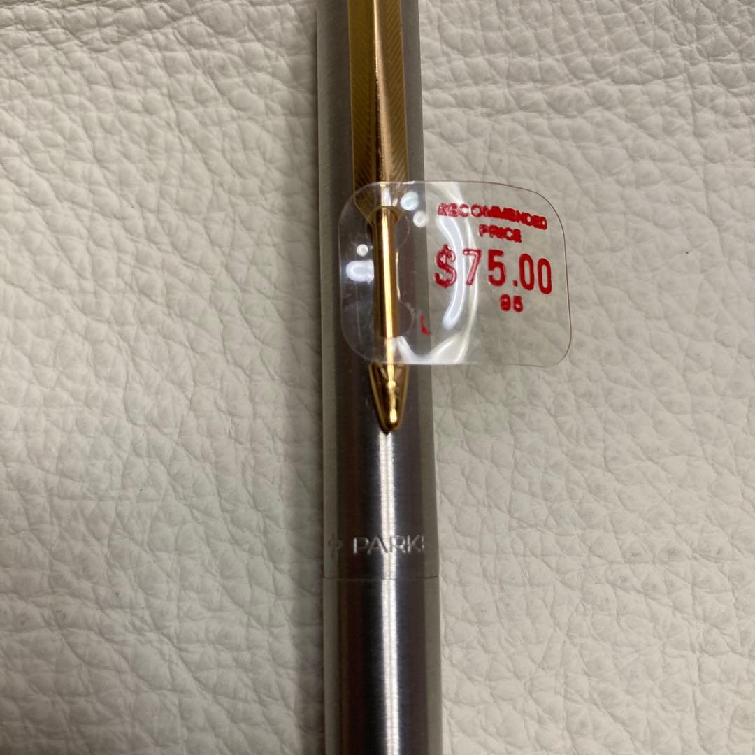 未使用品パーカー 万年筆 イギリス製13.3〜14.7cmコンバーターリフィル付