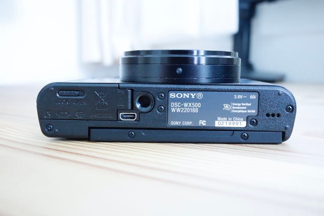 [純正ケース付き] SONYデジカメ Cyber-shot WX500