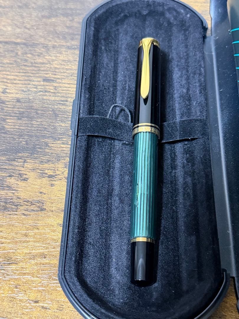 筆記確認&洗浄済　西ドイツ製　PF刻印　緑天冠　18c B ペリカン　万年筆