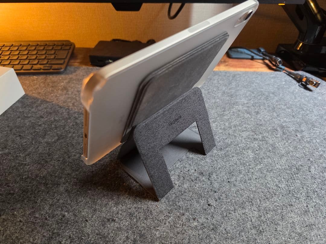 iPad mini 6世代　スターライト64GB スタンド&ペンシル付