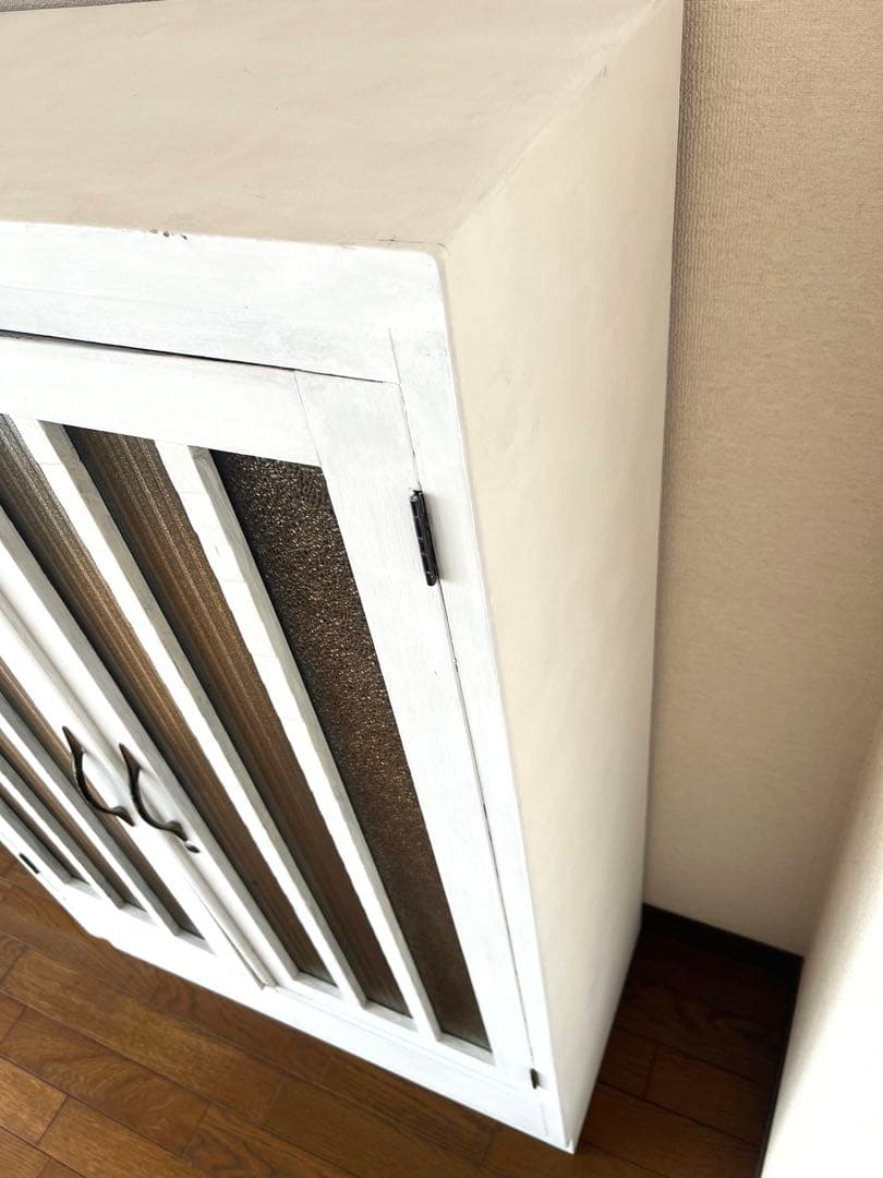 ヴィンテージ　木製キャビネット　ガラス扉