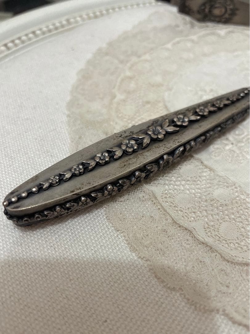 フランス製アンティーク　天使と花々の筆記用具セット