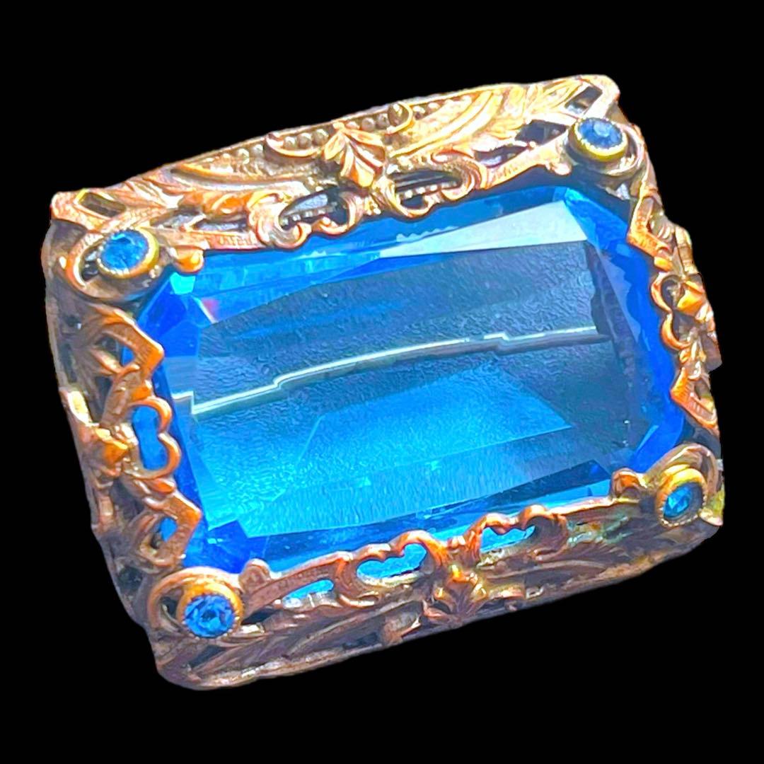 アール・デコアクセサリー☆ブルーウランガラス☆ボタニカルレクタングルブローチ