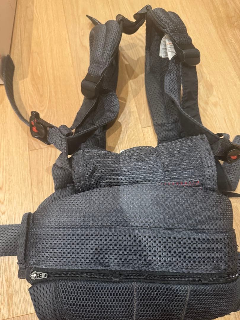 美品　BABYBJÖRN ベビーキャリア ハーモニー アンスラサイト　箱　保証書