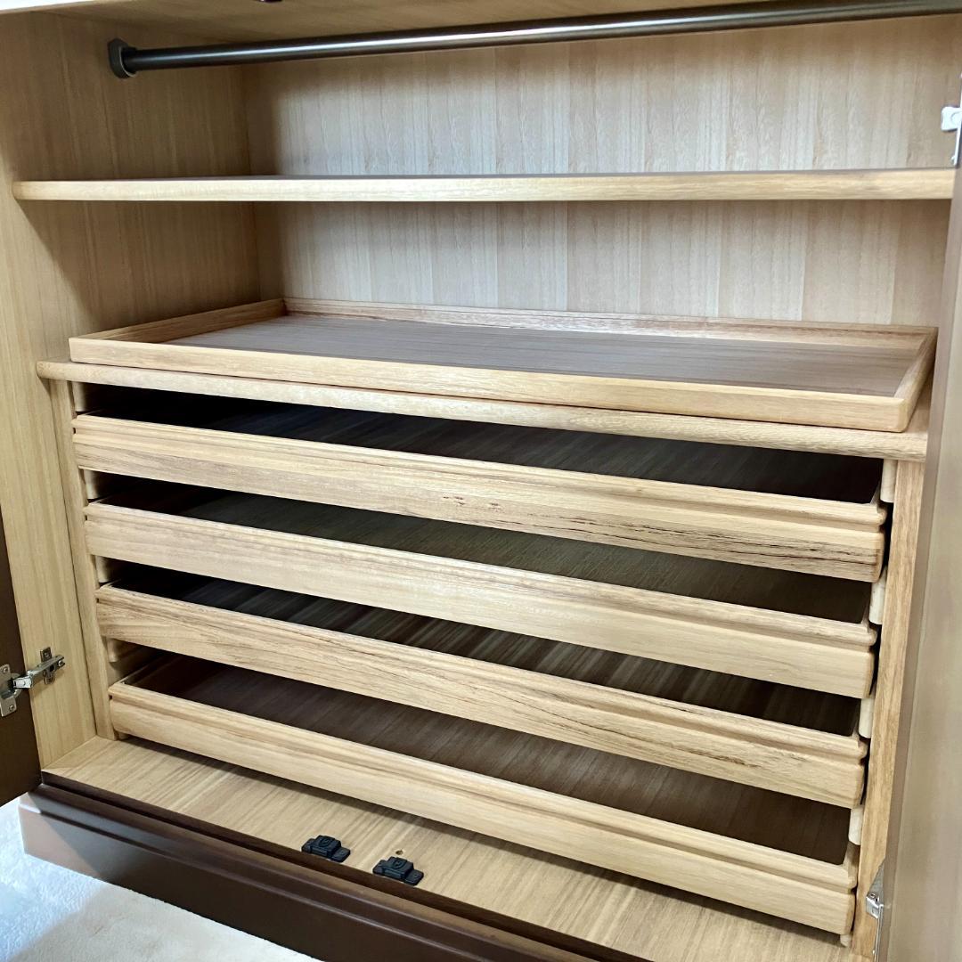 洋風桐タンス 観音開きタイプ アスティ 天然木 ナラ色 着物収納向け 家庭用