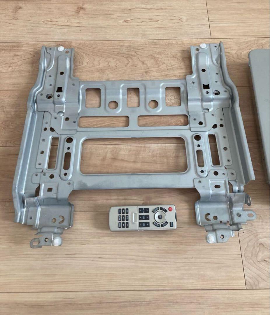 30系後期　アルファード、ベルファイア　純正リアフリップダウンモニターリモコン付