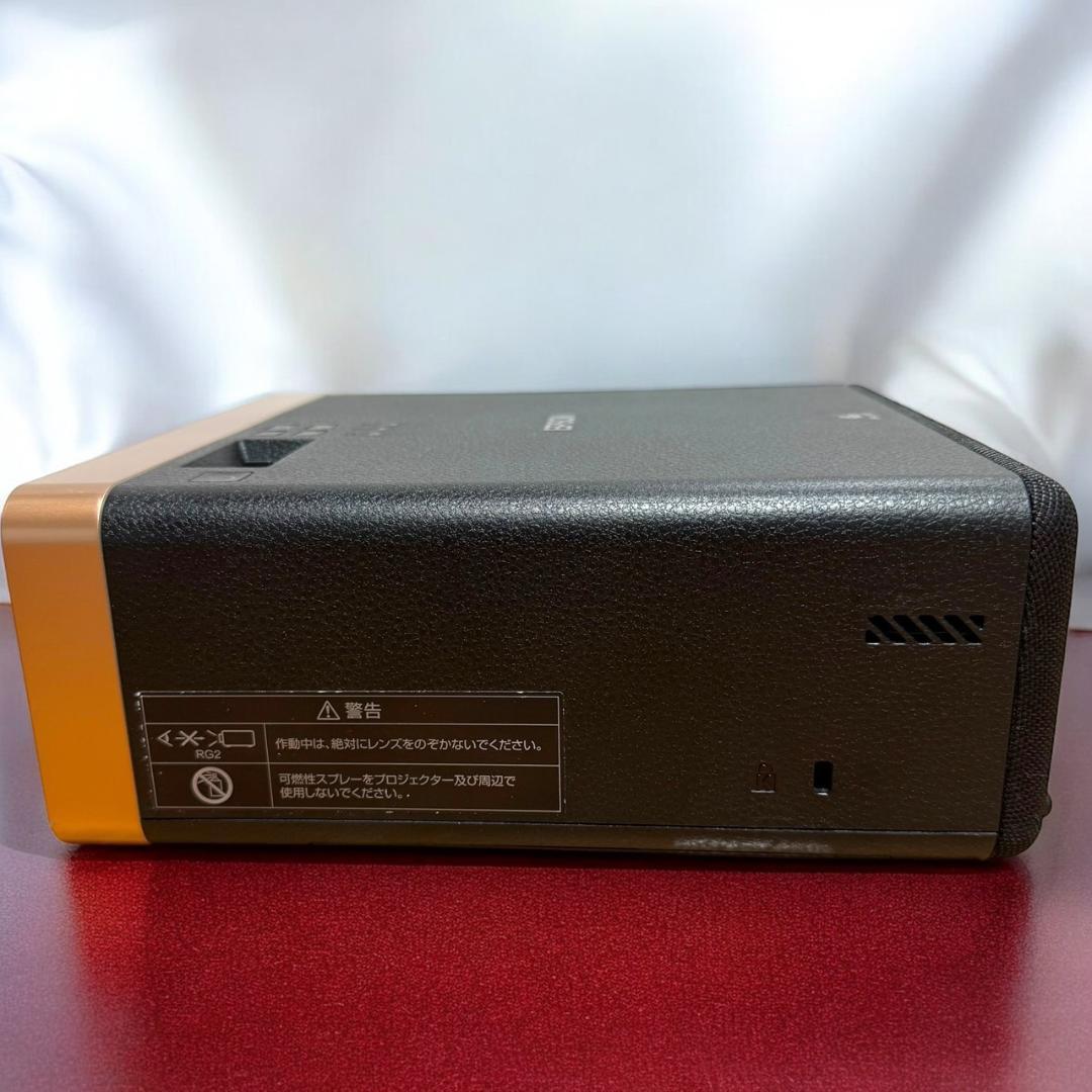 ☆美品 エプソン EF-100B dreamio ホームプロジェクター