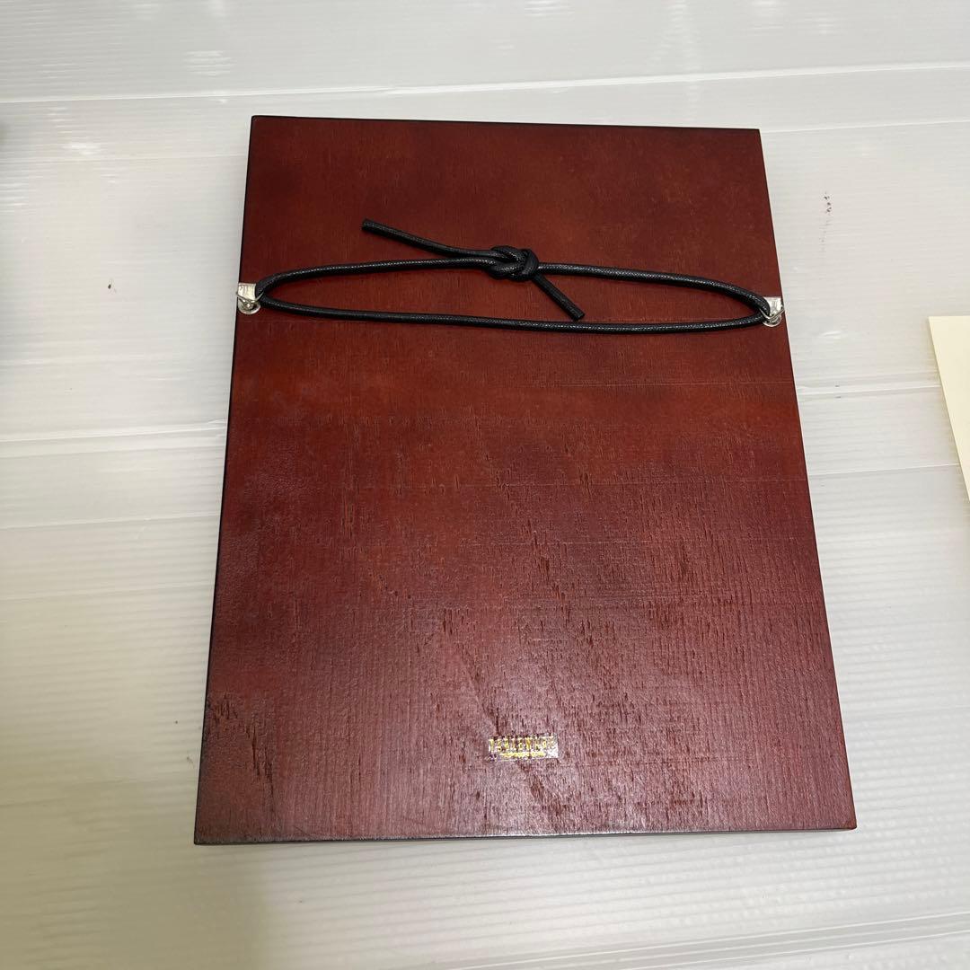 ペルシャ　タペストリー　たち吉　ハスハギ陶器製