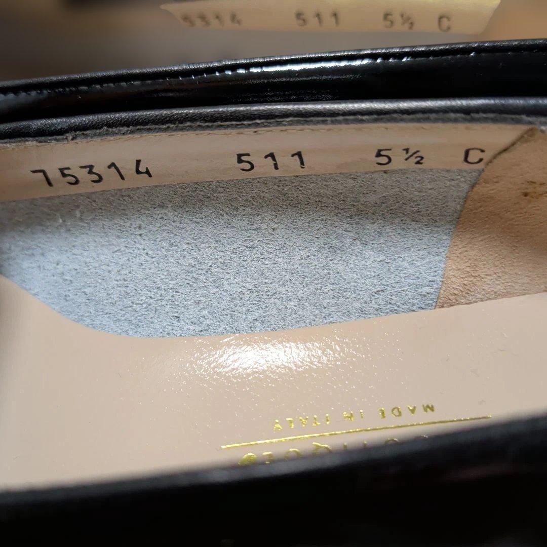 未使用 サルヴァトーレフェラガモ ヴァラ ゴールド チェーンモチーフローファー