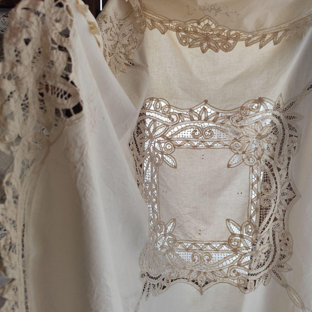 優しいオークル生成り＊Vintageバテンレース　円形クロス