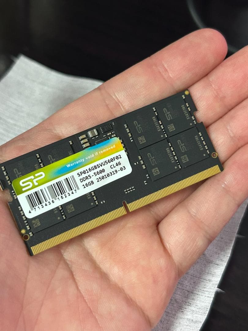 【美品】ノートPC用 SPメモリーDDR5-5600 32GB(16X2)