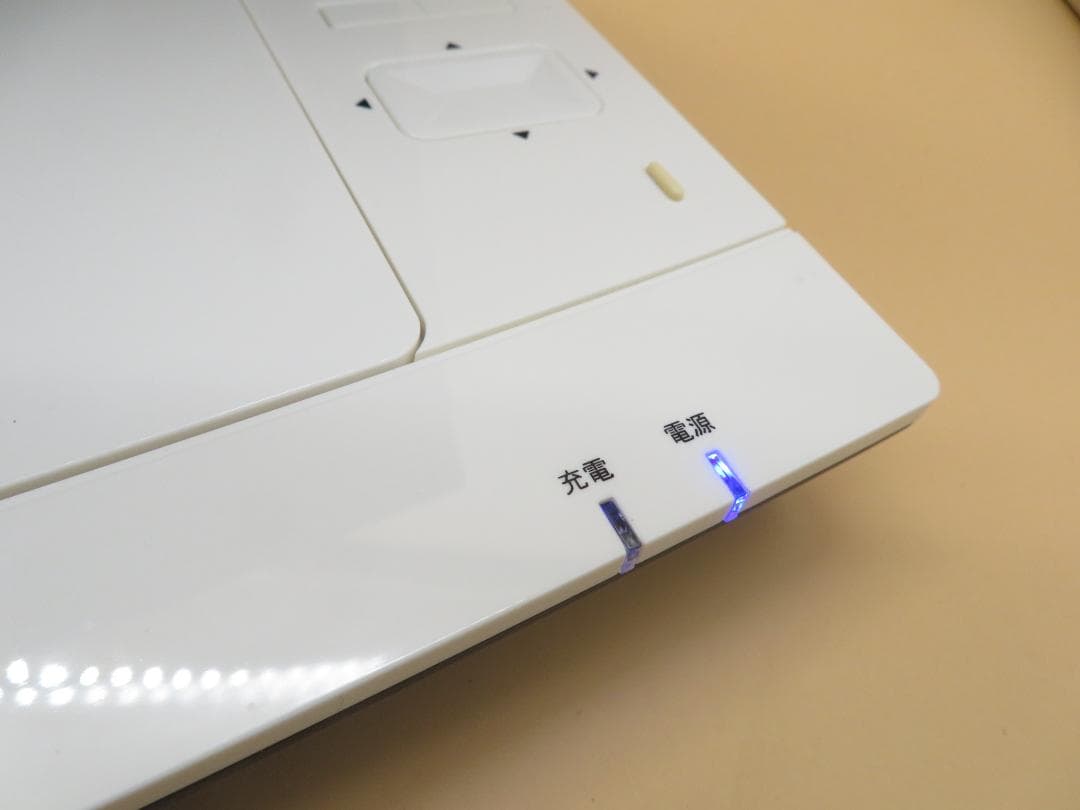 ポータブル ブルーレイディスク プレーヤー SU-10PB