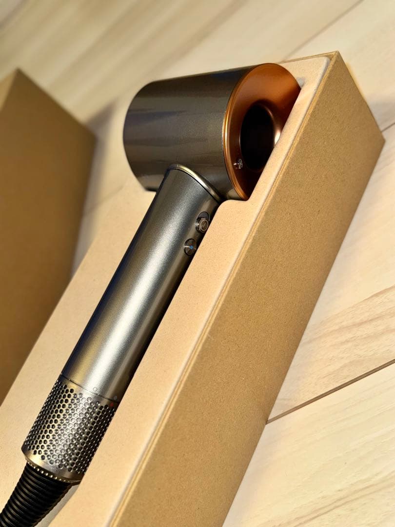 ヘアドライヤー Dyson supersonic origin HD08