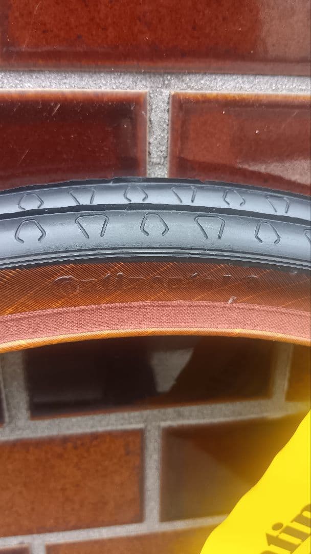 希少 20インチ（406）タイヤ　 2本セット