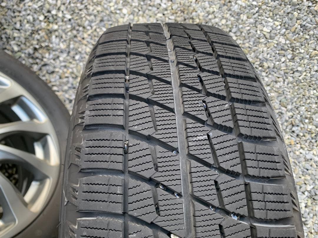 16インチ 205/60スタッドレスタイヤ　ホイールセット（ステップワゴン）