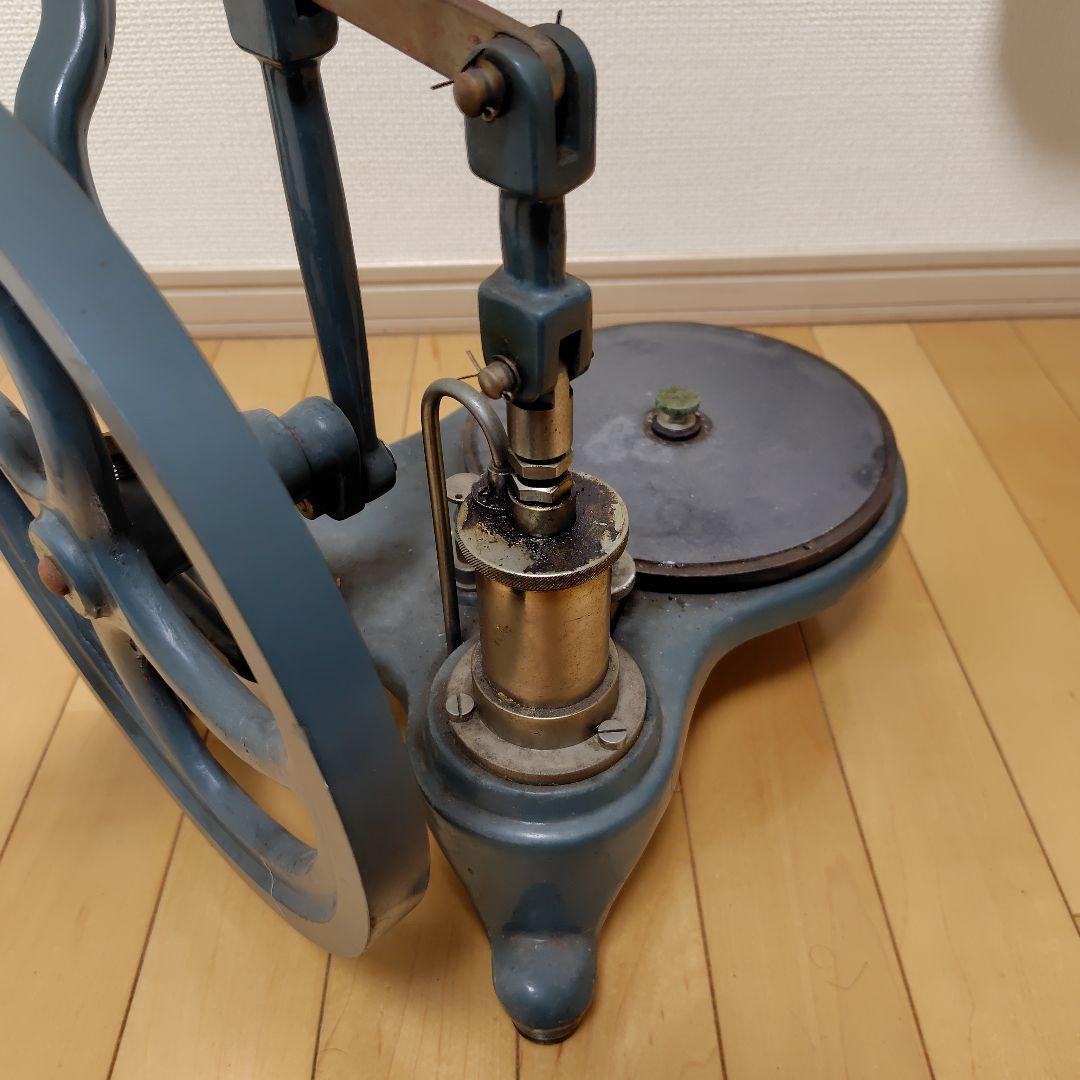 昭和レトロな謎の金属製の品物③