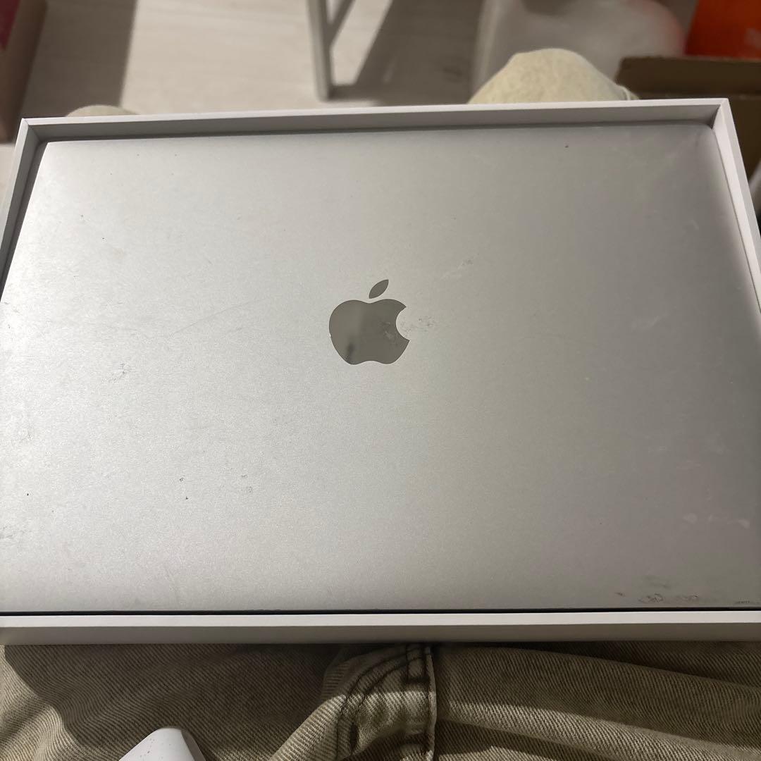 Macbook Air M1 2020年モデル 256G