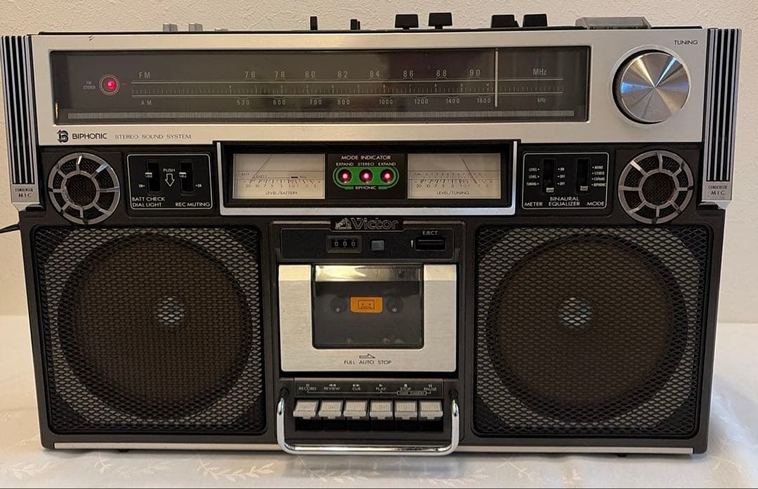 昭和レトロ　ビクターラジカセ（BIPHONICシステム）