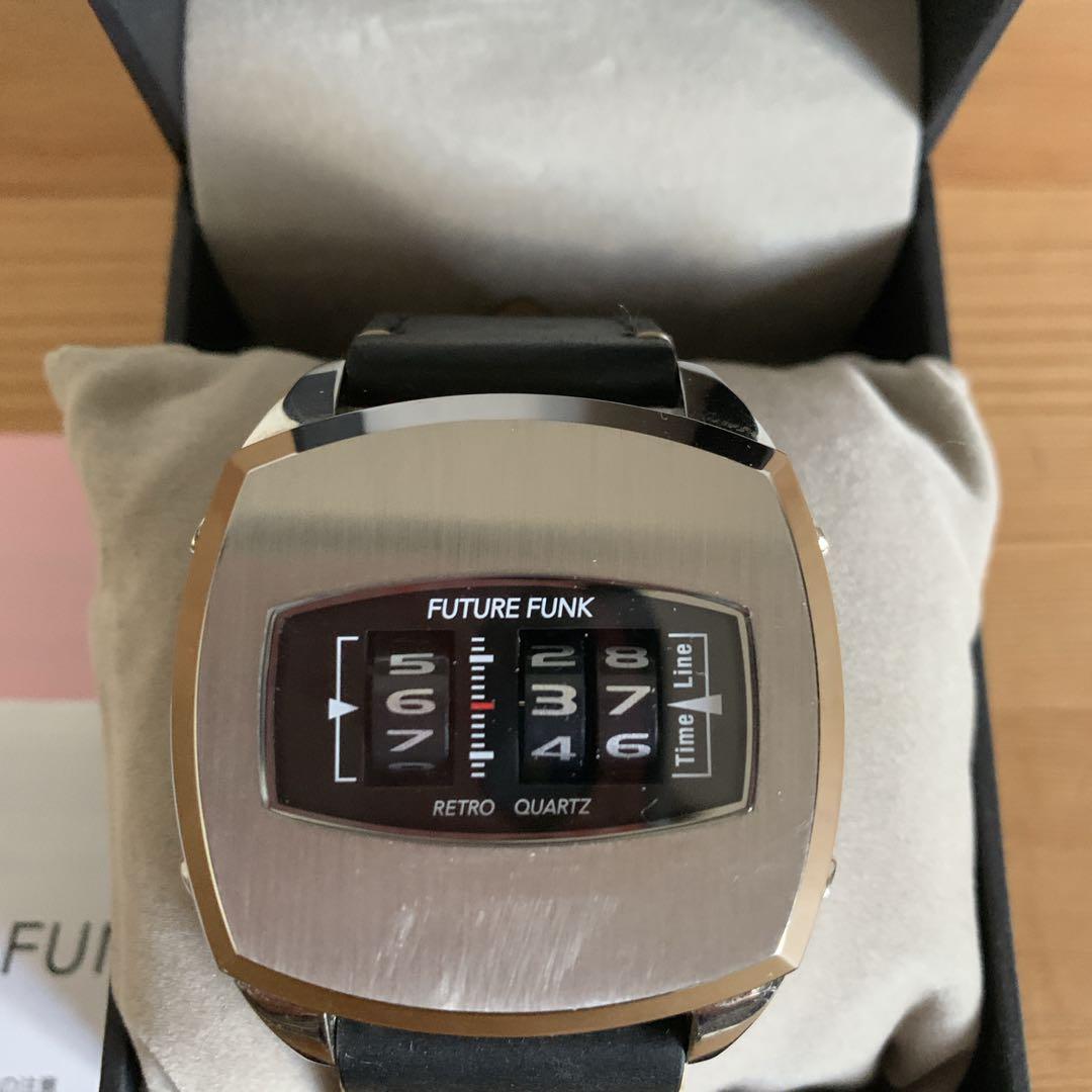 FUTURE FUNK 腕時計　FF101 シルバー　フューチャーファンク