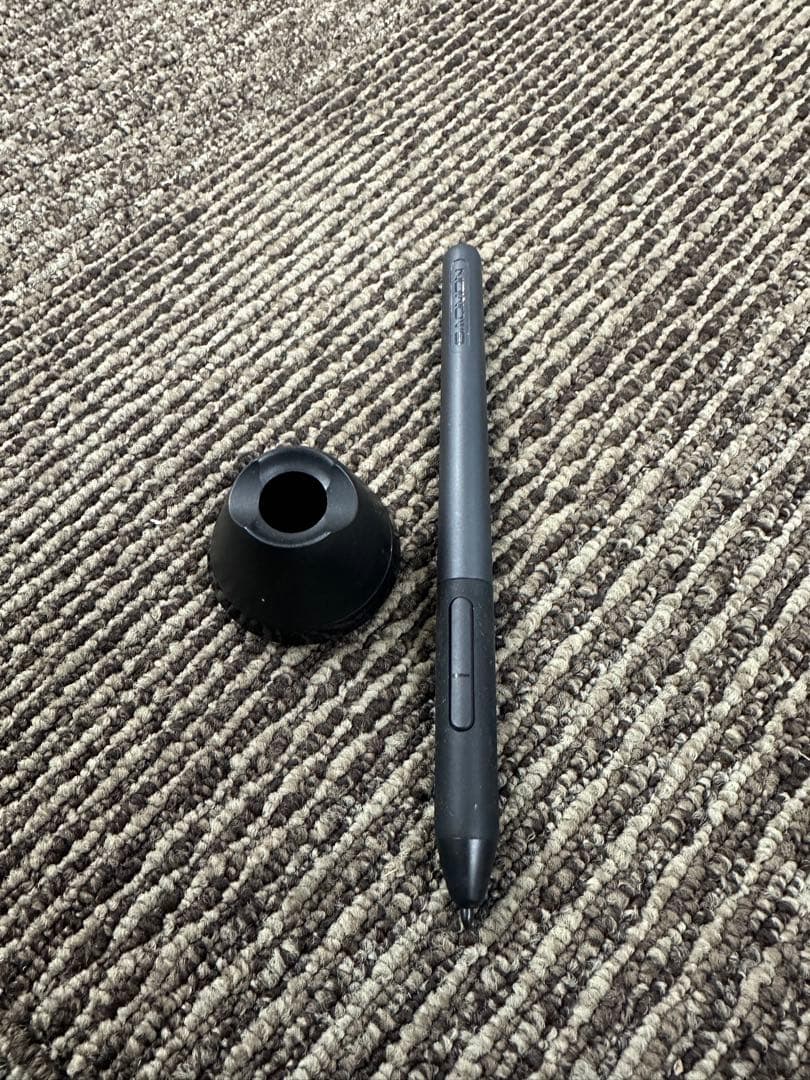 GAOMON液タブレッド PD1161 ペンディスプレイ　アニメ