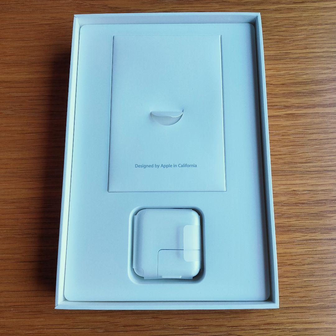 iPad mini 4 128GB Wi-Fiモデル スペースグレイ 外箱付き