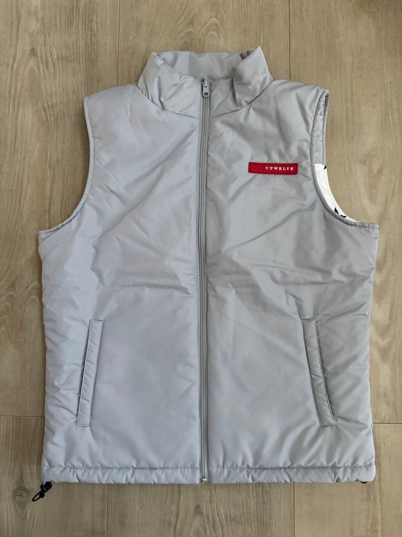 V12ゴルフ　メンズ　リバーシブルダウンベスト