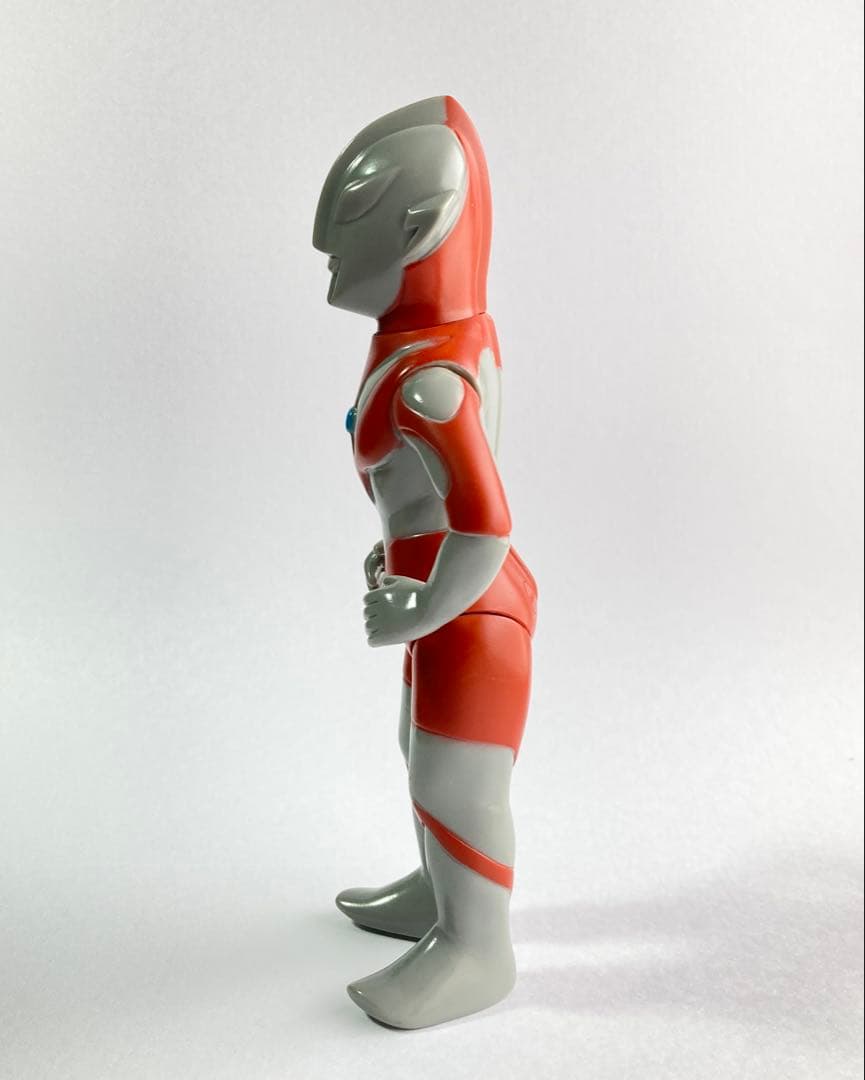 にせウルトラマン　M1号