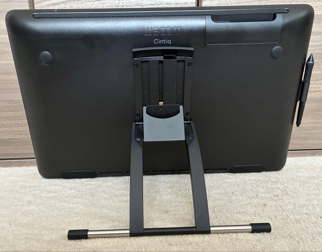 2024年購入Wacom Cintiq22液晶タブレット 21.5型 ほぼ未使用