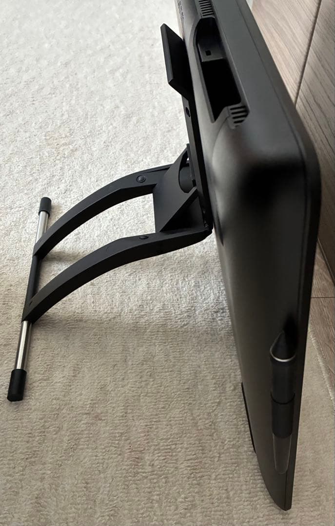 2024年購入Wacom Cintiq22液晶タブレット 21.5型 ほぼ未使用