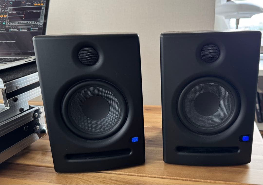 [値下げ]TRAKTOR Kontrol S4 DJコントローラー&スピーカー