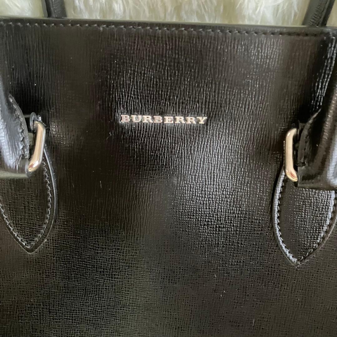バーバリー　訳あり　タグ付き未使用　2WAY 保存袋　化粧箱　ビジネス　トート