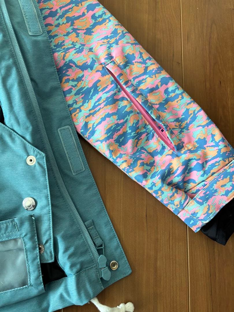 【お値下げ中】JEWEL×686スノーボードウェア Mサイズ　高機能