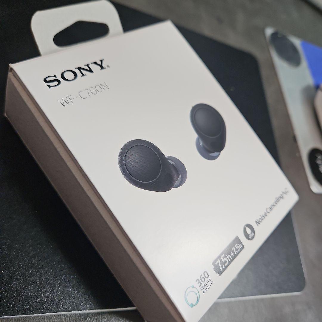 SONY WF-C700N ワイヤレスイヤホン　白黒