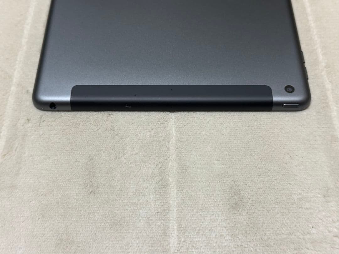 iPad 9世代 10.2inch 64GB Wi-Fi+Cellular