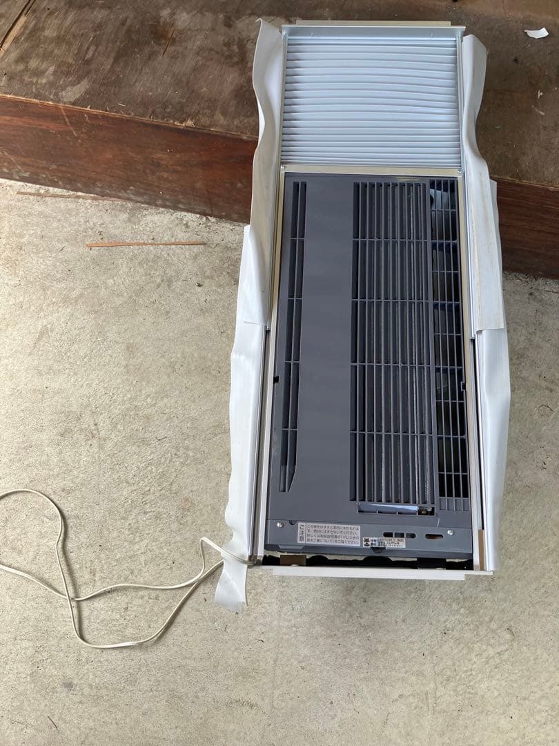 コイズミ 窓用エアコン 4.5~7畳用 リモコン付き KAW-1622 【美品】