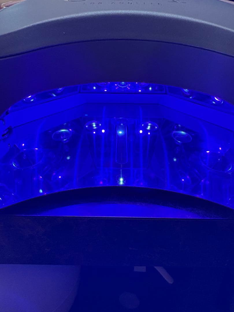 《美品》OPI ledネイルライト　アダプター箱保証書付き