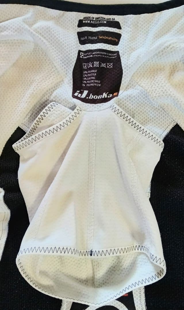 秋必需アソス　気候変化対応　bonKa　サイズＳ　様々な気候からしっかり体を守る