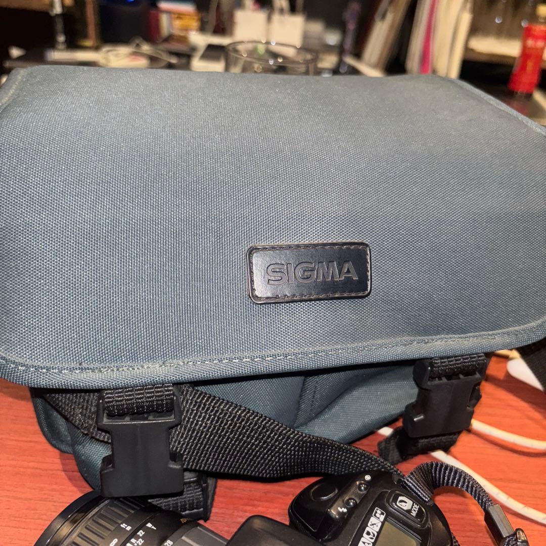 Nikon D70 デジタル一眼レフ 本体